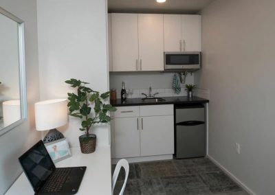 Horizon Greenwood Apartments Studio